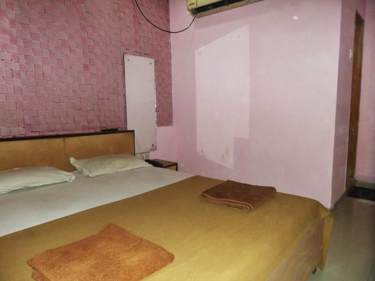 فندق بونةفي  Ashtavinayak Residency المظهر الخارجي الصورة