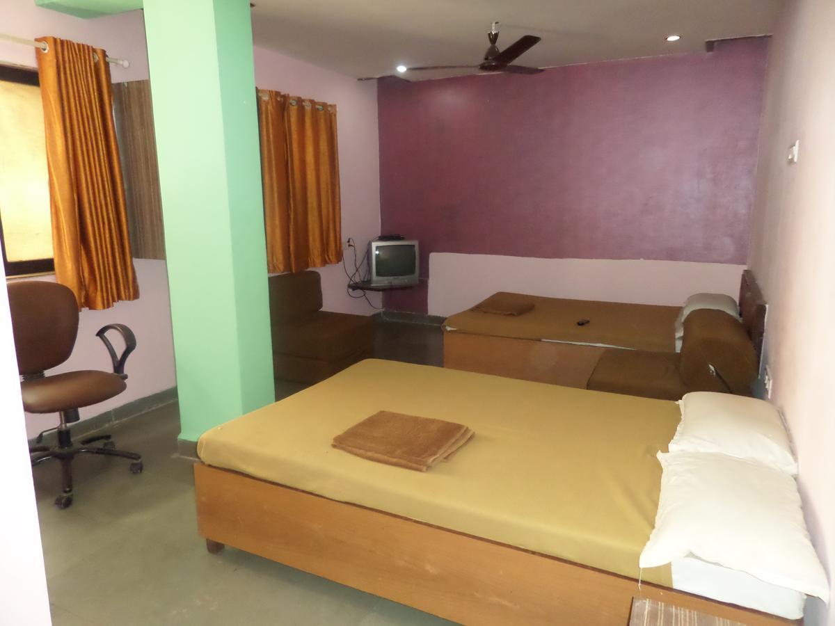 فندق بونةفي  Ashtavinayak Residency المظهر الخارجي الصورة