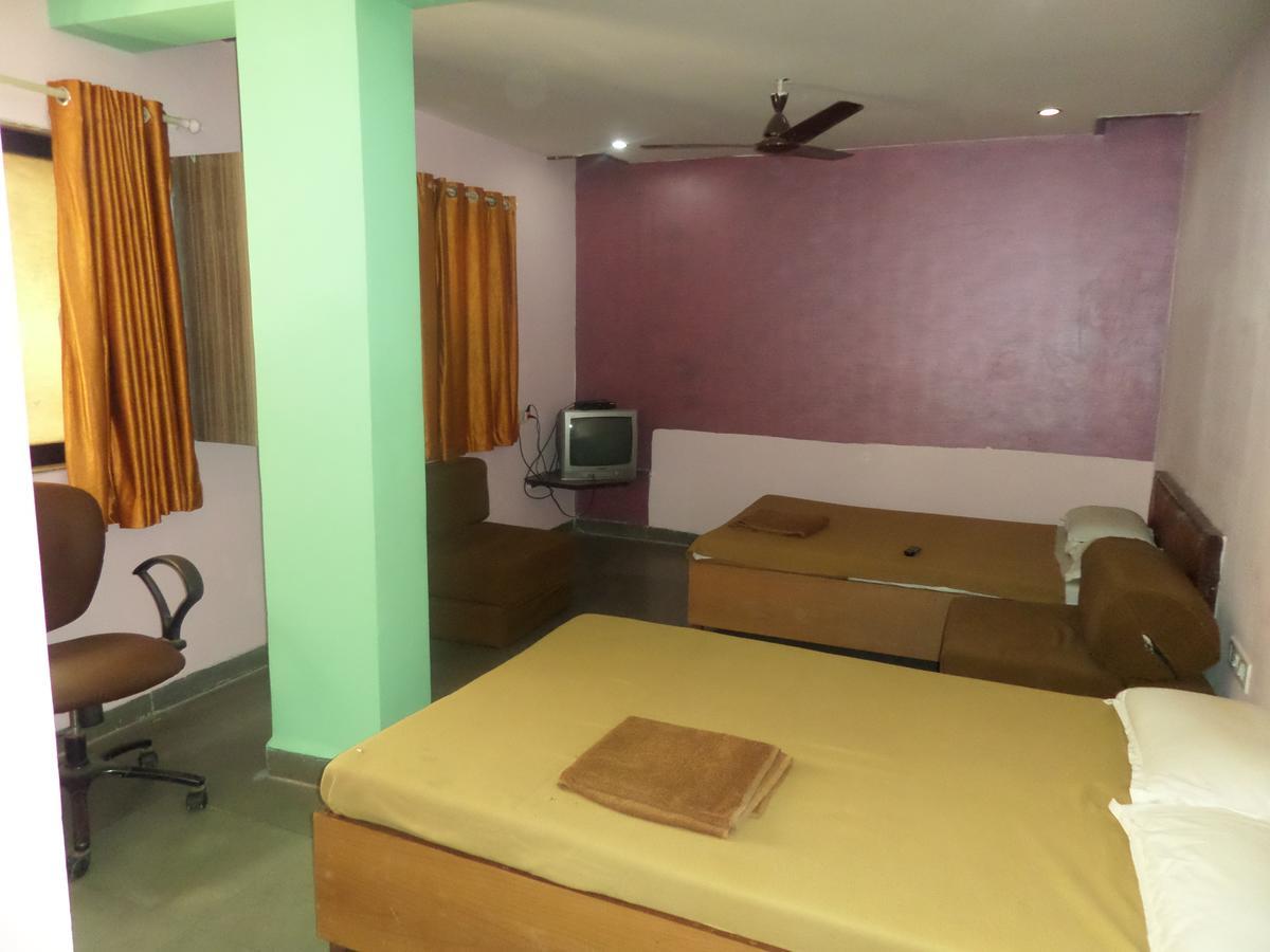 فندق بونةفي  Ashtavinayak Residency المظهر الخارجي الصورة